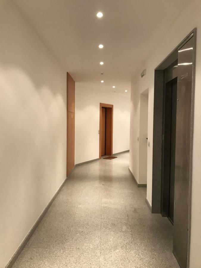 Trajadinha Apartment วีลาปรายา เด อันโกรา ภายนอก รูปภาพ